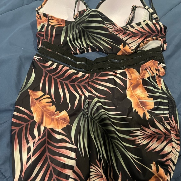 Floerns Women's Tie Dye Ruched Bikini Sets 2 Piece Bathing Suit - Picture 7 of 11